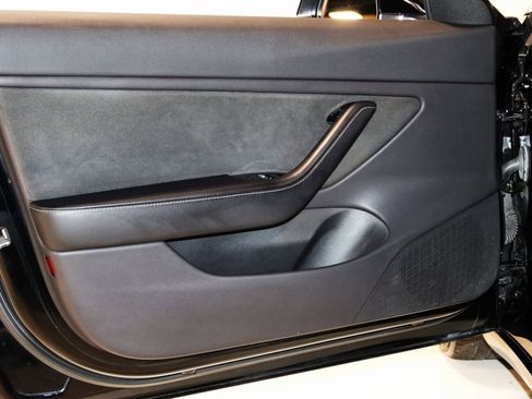 Used 2018 Tesla Model 3 Long Range image 30