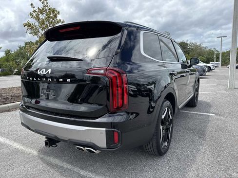 Used 2025 Kia Telluride S image 6