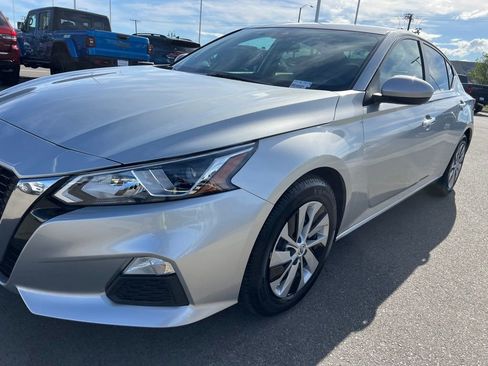 Used 2021 Nissan Altima 2.5 S w/ Driver Assist Package FWD image 11