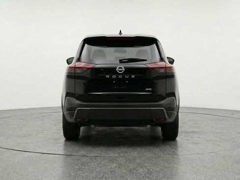 Used 2025 Nissan Rogue SV AWD/4WD image 7