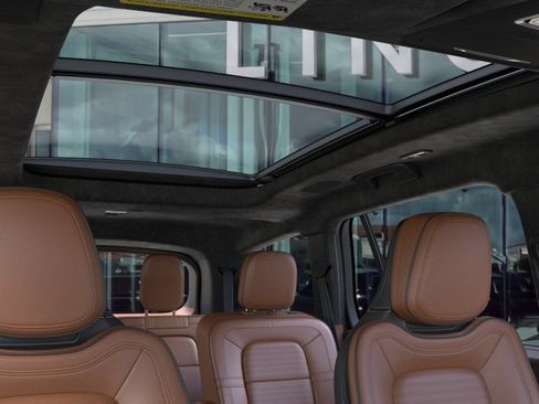 New 2026 Lincoln Aviator Black Label w/ Jet Appearance Package AWD/4WD image 22