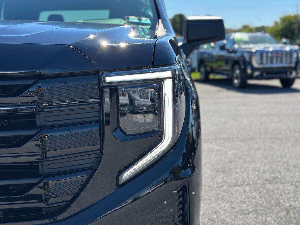 Certified 2026 GMC Sierra 1500 Elevation w/ Elevation Select Package AWD/4WD image 38