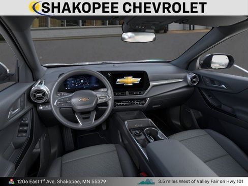 New 2026 Chevrolet Equinox LT w/ Convenience Package II AWD/4WD image 15