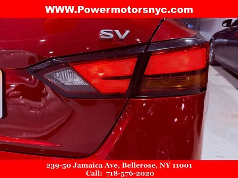 Used 2024 Nissan Altima 2.5 SV image 13