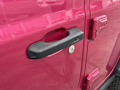 Used 2024 Jeep Wrangler Unlimited Rubicon 4xe w/ Convenience Group image 13