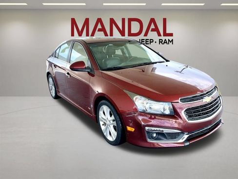Used 2016 Chevrolet Cruze LTZ w/ Sun, Sound and Sport Package FWD image 4