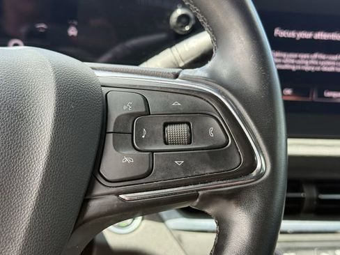 Used 2025 Buick Envista Preferred w/ Convenience I Package FWD image 23