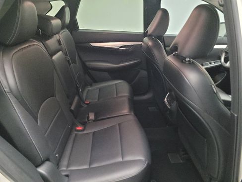 Used 2019 INFINITI QX50 Luxe w/ Navigation Package FWD image 19
