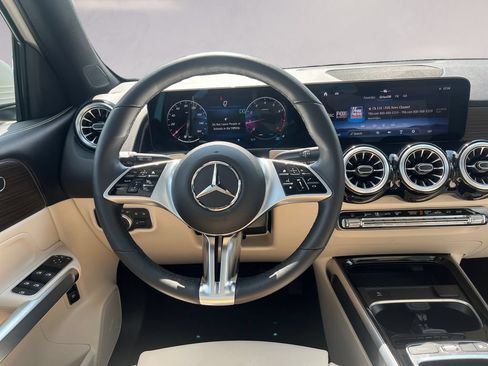 Certified 2026 Mercedes-Benz GLB 250 4MATIC image 12