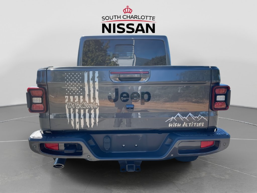 Used 2021 Jeep Gladiator Overland AWD/4WD image 5
