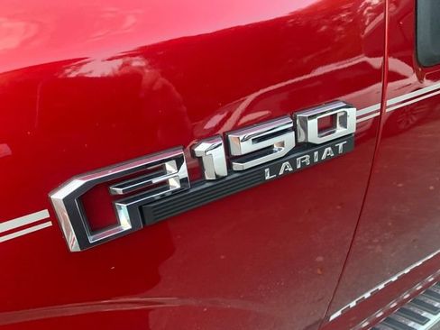 Used 2018 Ford F150 Lariat w/ Equipment Group 502A Luxury AWD/4WD image 3