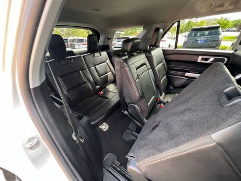 Used 2023 Ford Explorer XLT w/ Equipment Group 202A image 25
