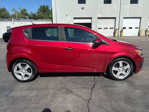 Used 2012 Chevrolet Sonic LTZ FWD image 2