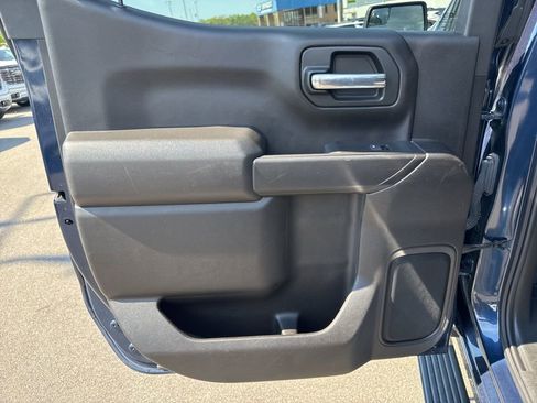 Used 2023 Chevrolet Silverado 1500 Custom image 26