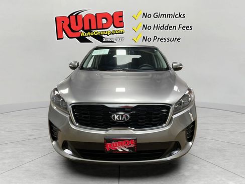 Used 2019 Kia Sorento FWD V6 image 8