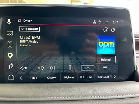 Used 2023 GMC Yukon SLE RWD image 15
