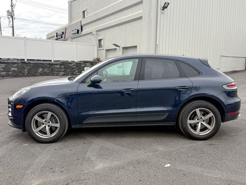 Used 2021 Porsche Macan Base image 4