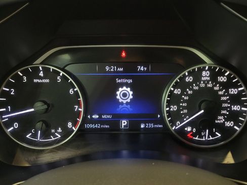 Used 2017 Nissan Murano S FWD image 23