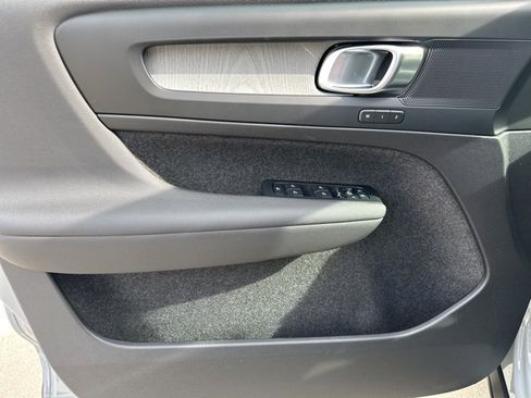 New 2026 Volvo XC40 B5 Plus w/ Protection Package Premier image 12