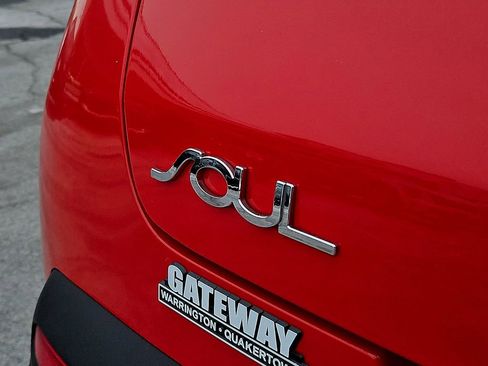 Certified 2020 Kia Soul S image 29