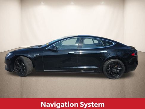 Used 2018 Tesla Model S 75D image 3