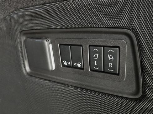 Used 2023 Cadillac Escalade V w/ LPO, ONYX Package AWD/4WD image 14