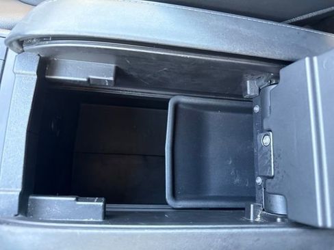 Used 2020 Toyota Highlander XLE image 13