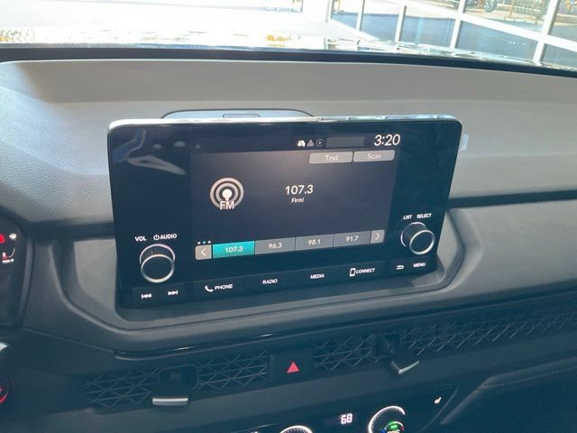 Certified 2025 Honda Accord SE image 15