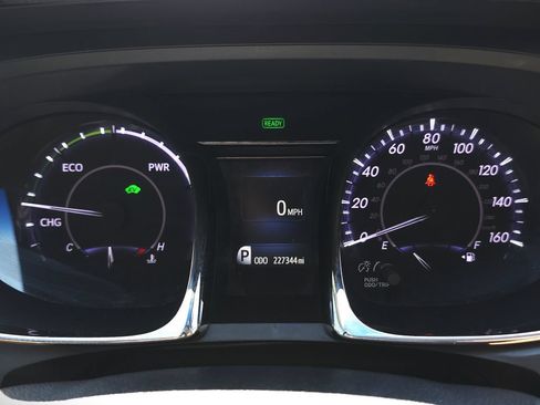 Used 2014 Toyota Avalon XLE Touring FWD image 21