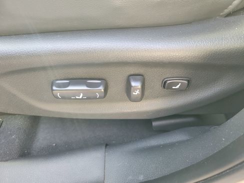 Used 2011 Kia Sorento EX w/ Limited Pkg image 26