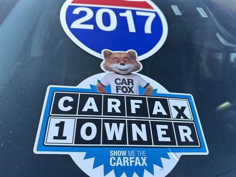 Used 2017 Chevrolet Trax LT w/ Sun & Sound Package image 11