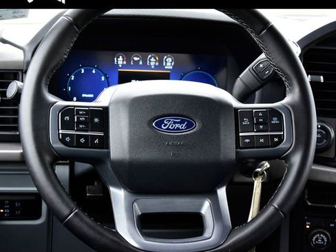 Used 2024 Ford F150 XLT w/ Mobile Office Package image 17