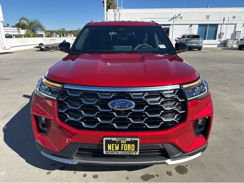 New 2026 Ford Explorer Platinum image 2