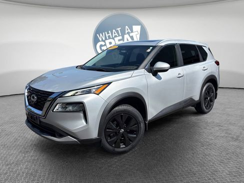 Used 2023 Nissan Rogue SV w/ SV Premium B Package FWD image 8