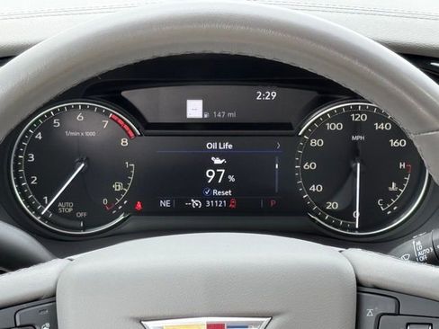 Certified 2023 Cadillac XT6 Premium Luxury image 3