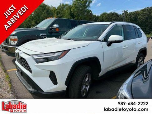 Certified 2025 Toyota RAV4 XLE AWD/4WD image 1