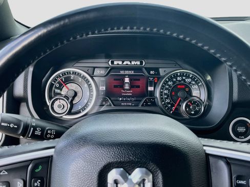 Used 2022 RAM 1500 Big Horn RWD image 12