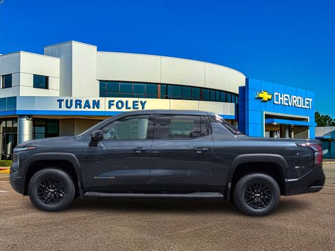 New 2026 Chevrolet Silverado EV LT w/ Plus Package AWD/4WD image 2