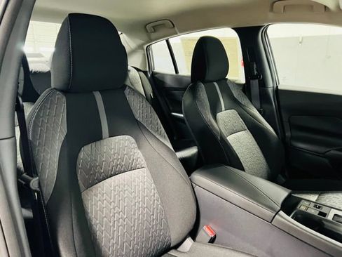 New 2026 Nissan Sentra SV w/ Floor Mat Package FWD image 30