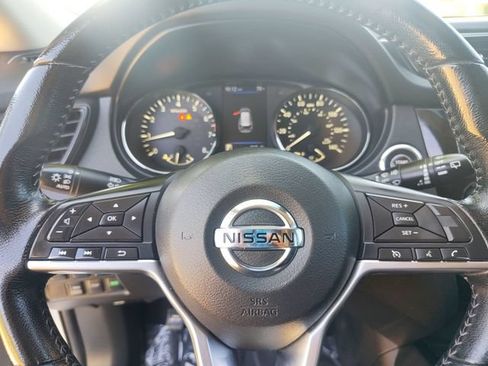 Used 2020 Nissan Rogue SV AWD/4WD image 21