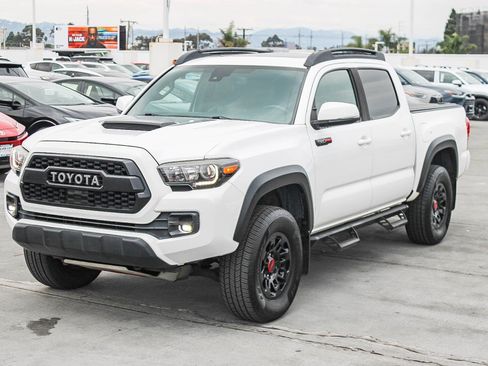 Used 2019 Toyota Tacoma TRD Pro image 3