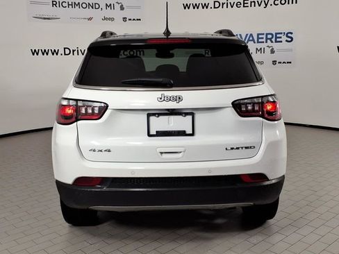 Used 2024 Jeep Compass Limited AWD/4WD image 5