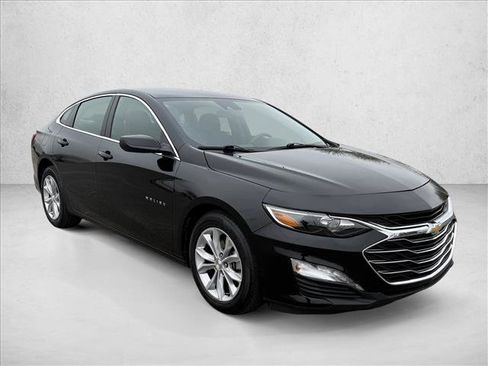 Used 2024 Chevrolet Malibu LT image 3