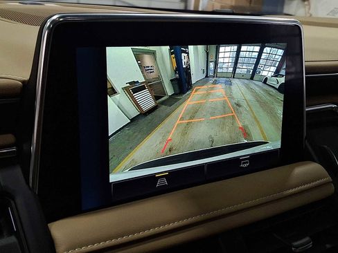 Used 2023 Chevrolet Tahoe Premier image 20