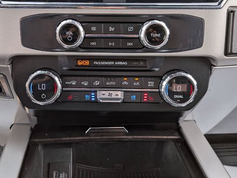 Used 2022 Ford F350 Lariat w/ Lariat Value Package AWD/4WD image 20