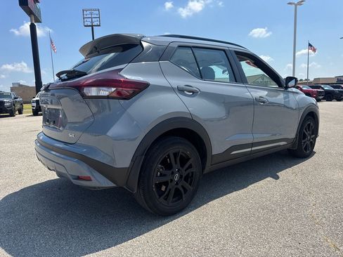 Used 2024 Nissan Kicks SR w/ SR Premium Package FWD image 7