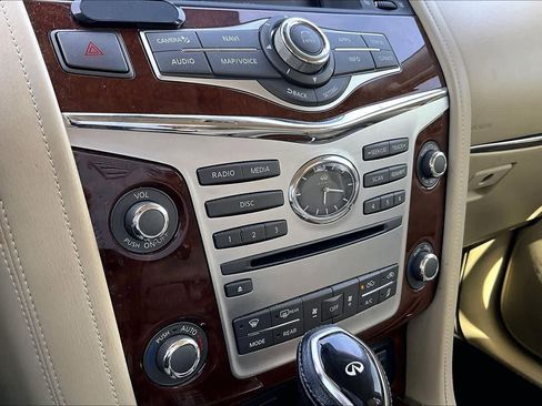 Used 2018 INFINITI QX80 w/ All Season Package image 35