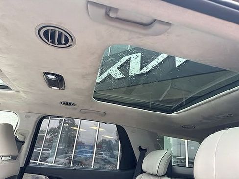 Used 2023 Hyundai Palisade Calligraphy image 52