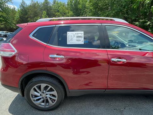 Used 2016 Nissan Rogue SL w/ SL Premium Package AWD/4WD image 10