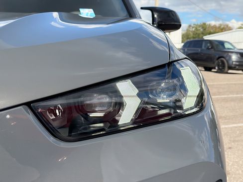 New 2026 BMW X5 M60i image 9